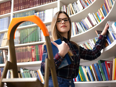 Curso de Gestión integral de la colección en bibliotecas