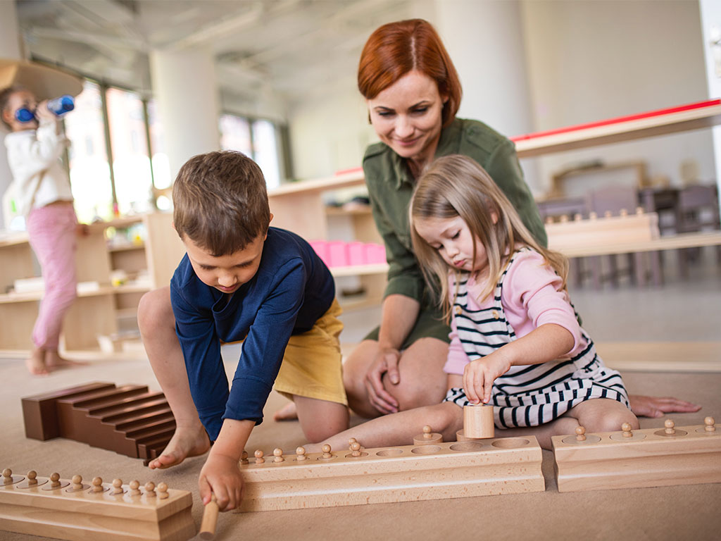 Curso de El Arte de Enseñar con el Método Montessori